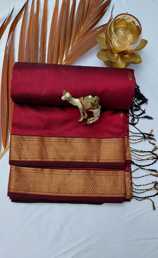 hand woven pure silk deep maroon maheshwari saree