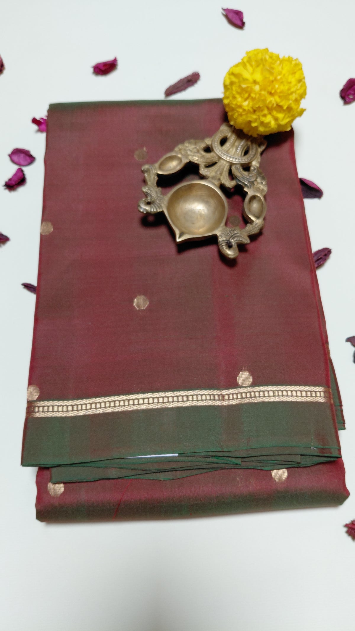 Piping Soft Silk Powerloom Body Butta
